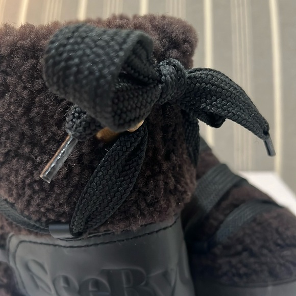 NIB CHARLEE See By Chloe Shearling Bootie - Picture 5 of 10